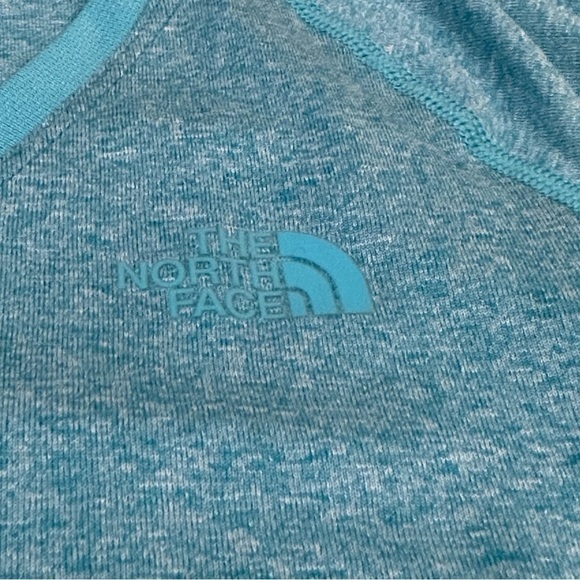 The North Face Athletic T-shirt - Picture 5 of 6